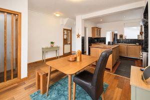 Kitchen/Diner- click for photo gallery